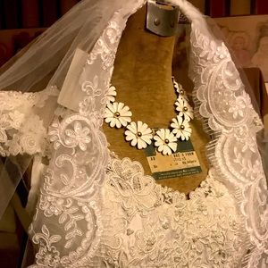 Kate Spade Daisy Necklace